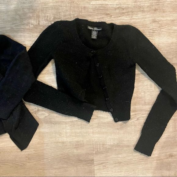Bundle of two women's black sweater cardigan tops, outer later sizes XS/S EUC - Picture 2 of 12